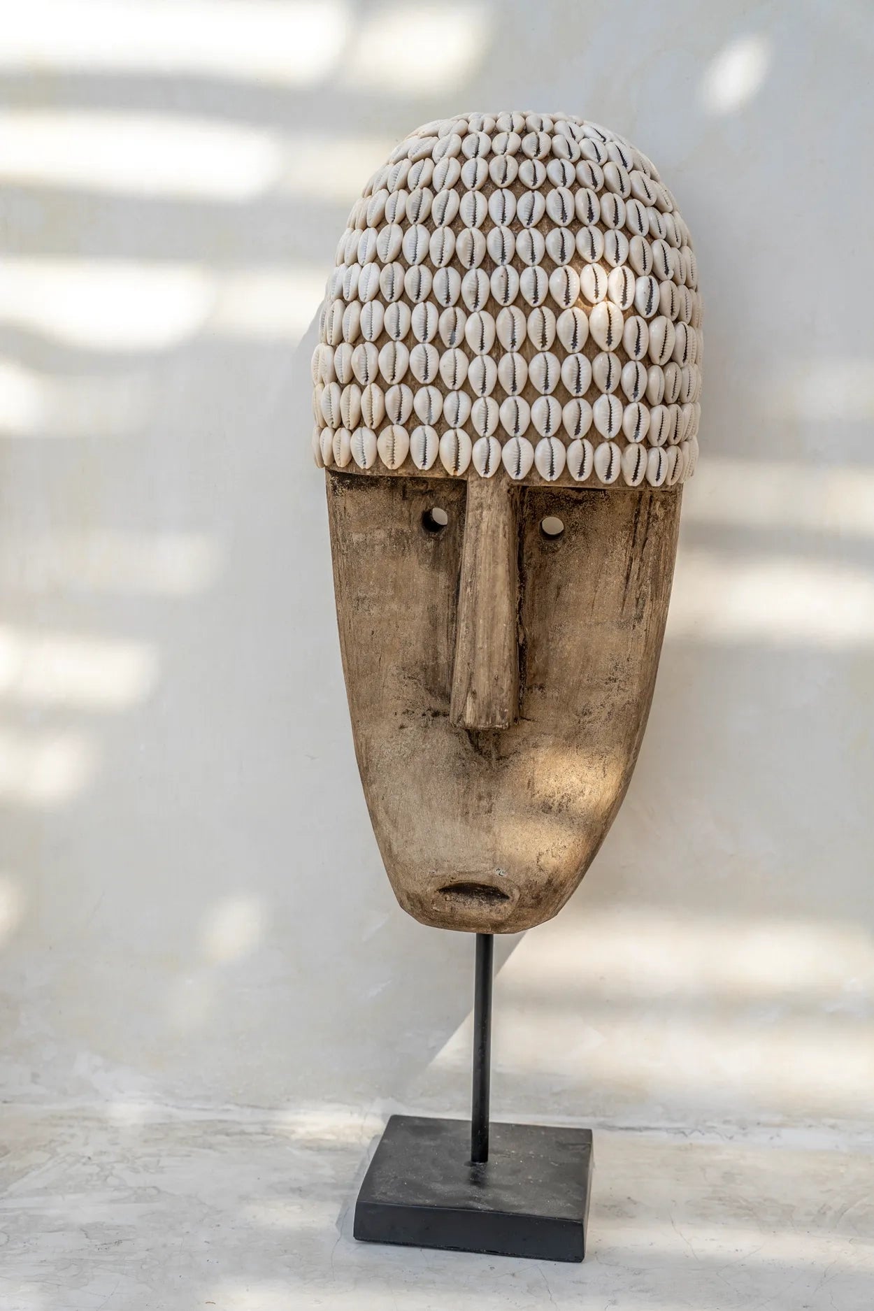 De Kauri Masker op Stand - Groot