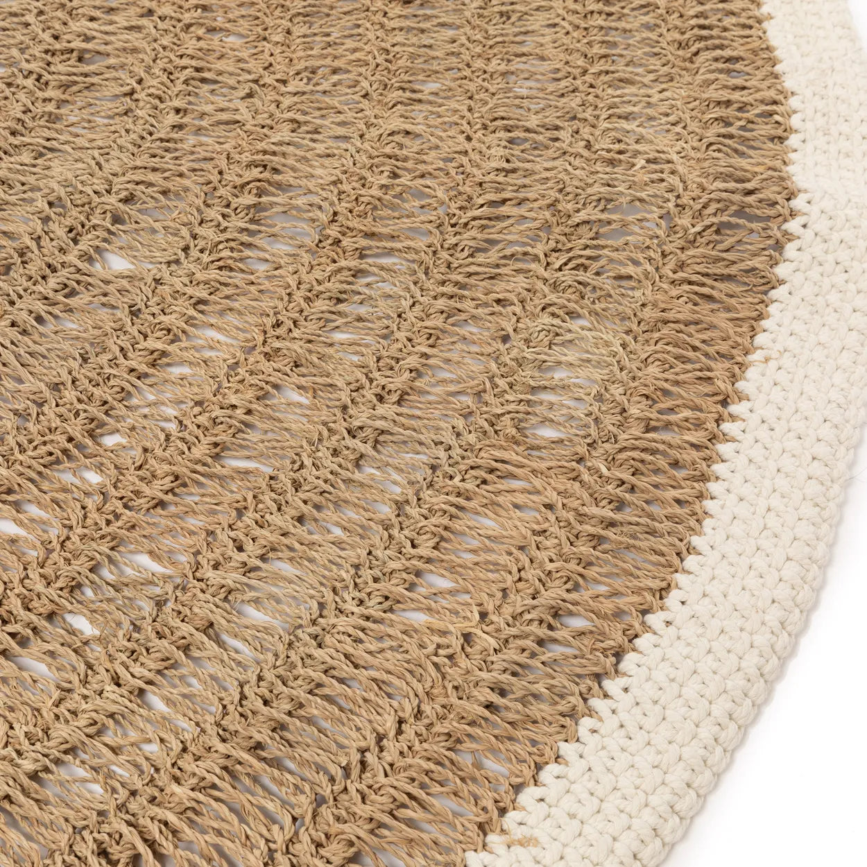 The Seagrass &amp; Cotton Round Rug - Natural White - 150
