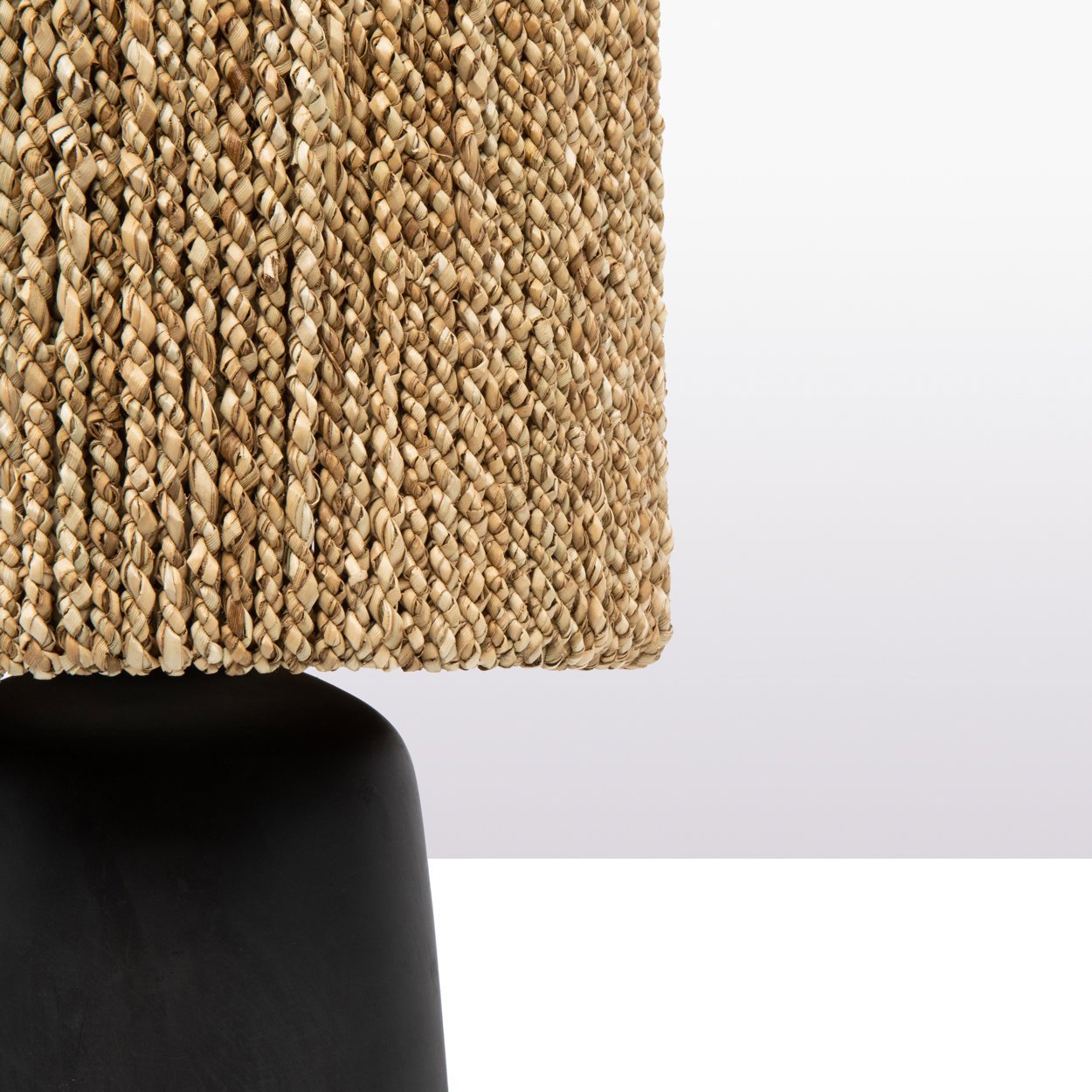 The Chalki Tafellamp - Zwart Naturel