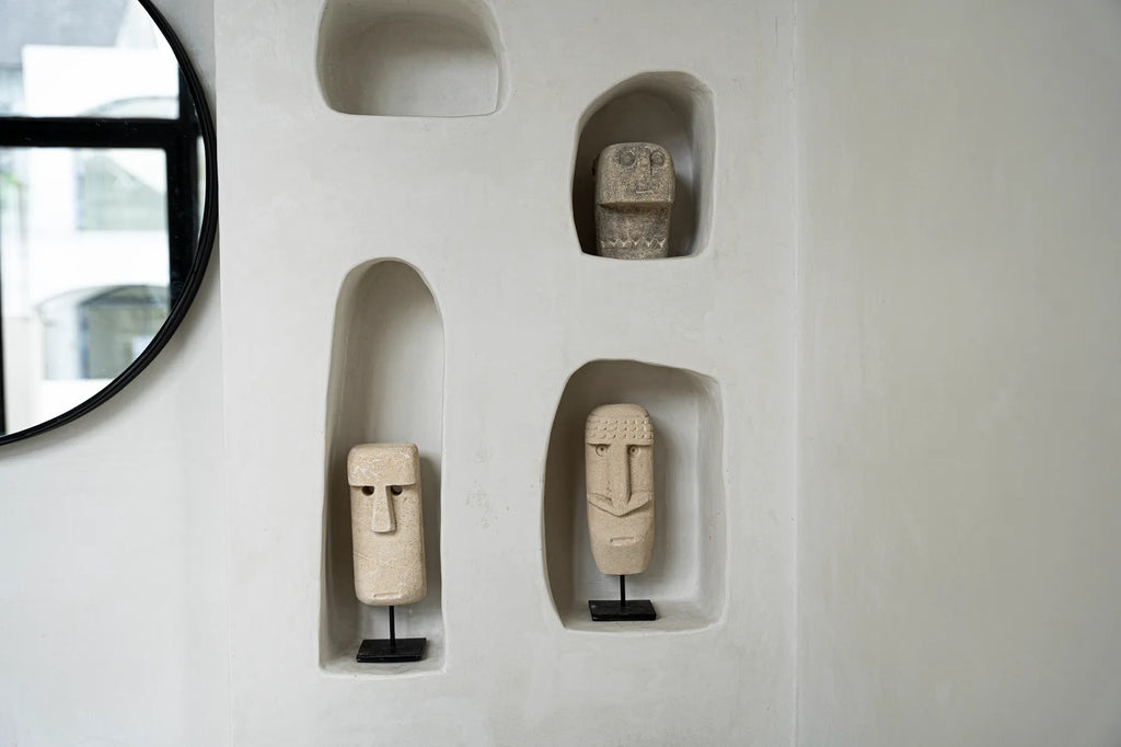 The Sumba stone #20 on stand