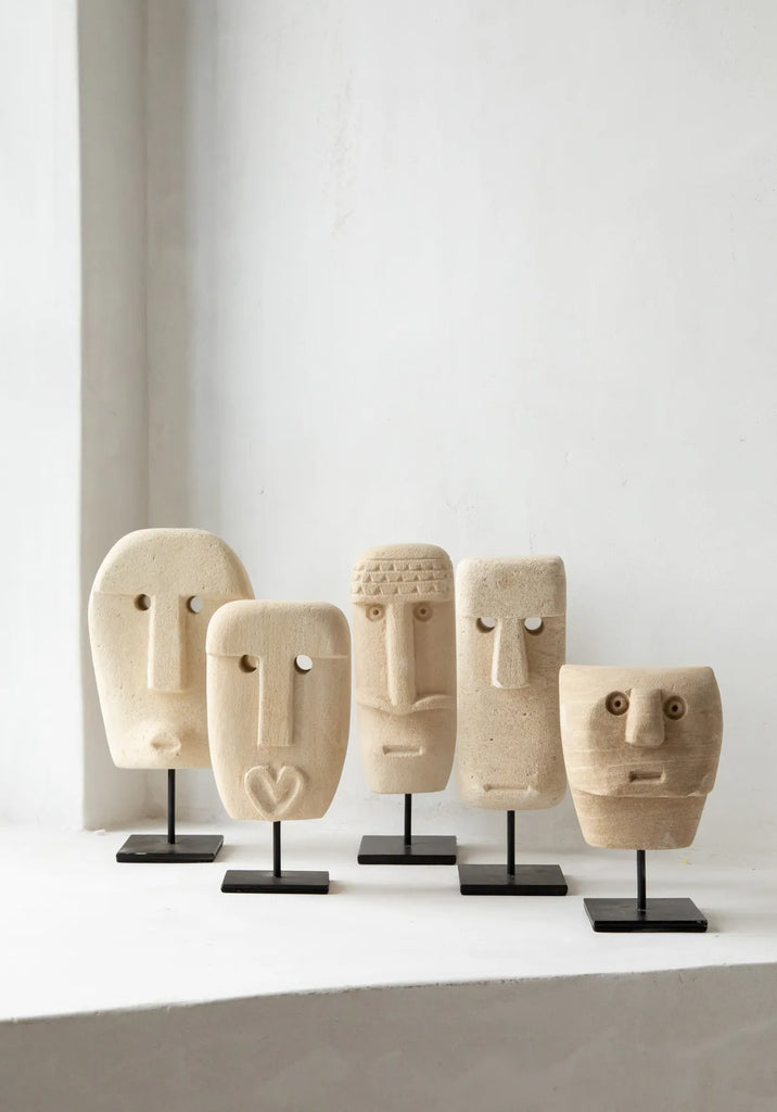 The Sumba stone #20 on stand