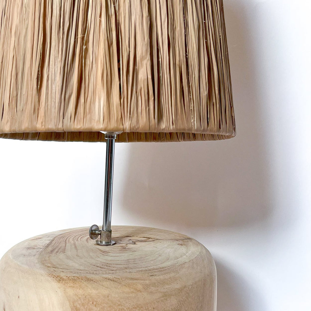 The Gras Teak Table Lamp - Natural