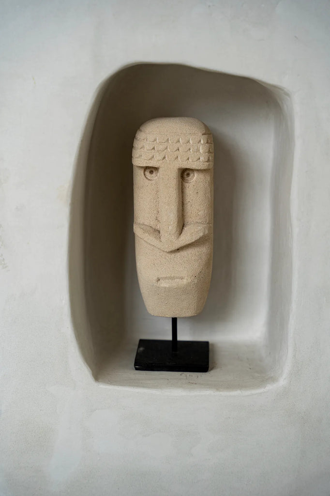 The Sumba stone #21 on stand.