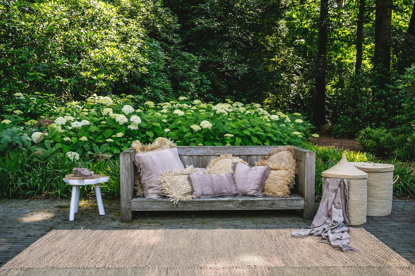 The Oh My Gee Cushion Cover - Concrete Velvet - 40x40_40