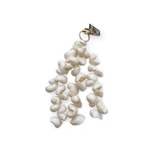 The Tablecloth Hanger - White - Set of 4
