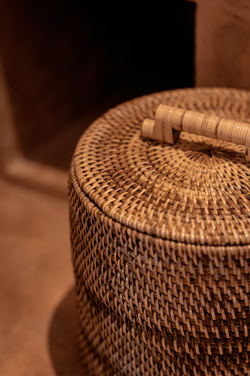 Hoge rotanmand - naturel bruin