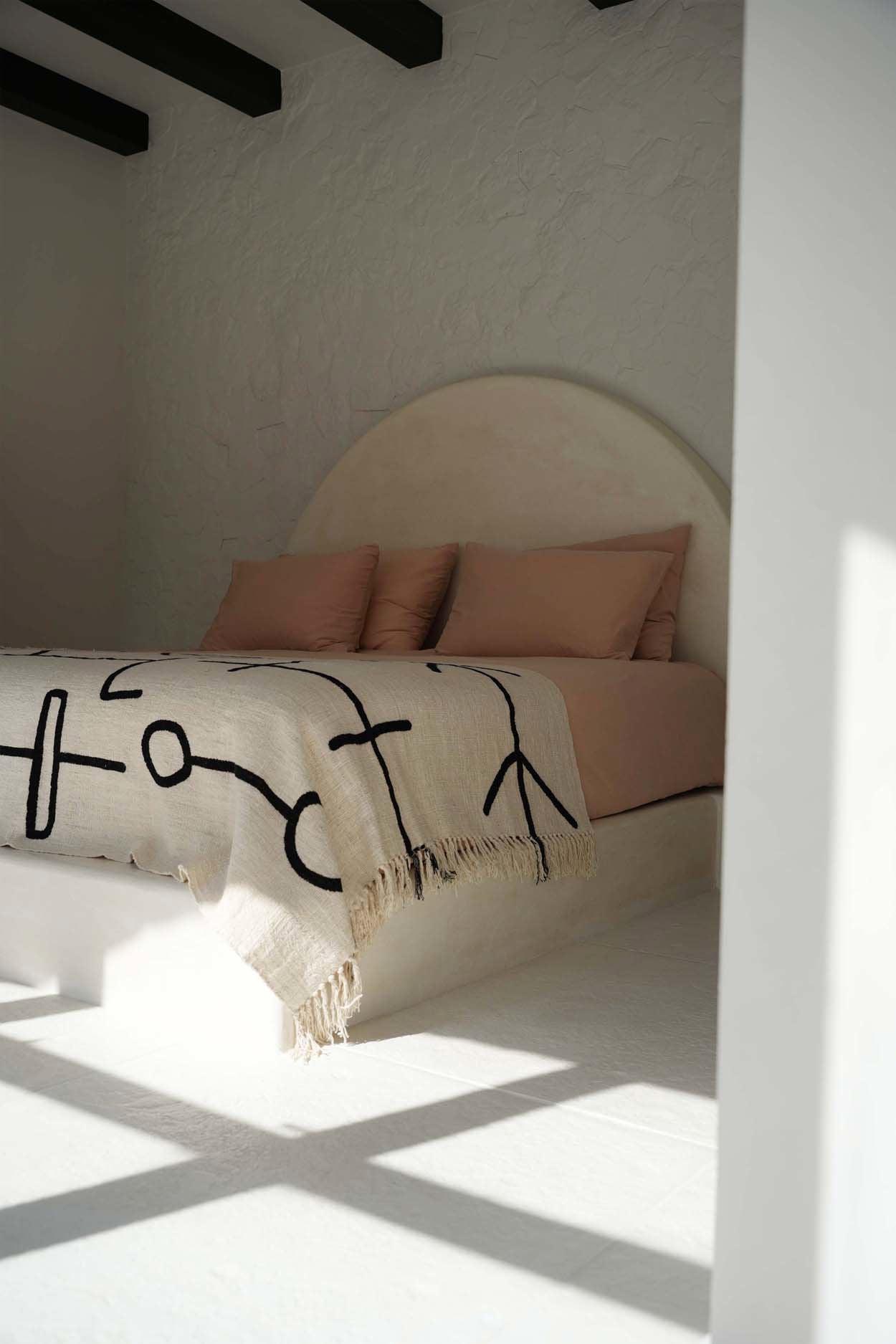 The Evil Eye Bedspread - Natural Black