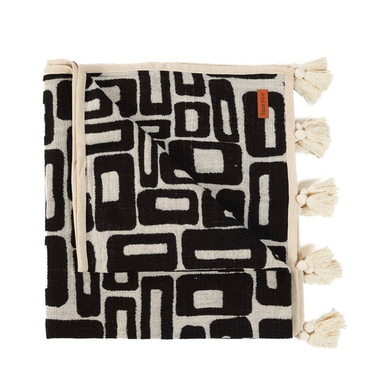 The Aztec Bedspread - Natural Black