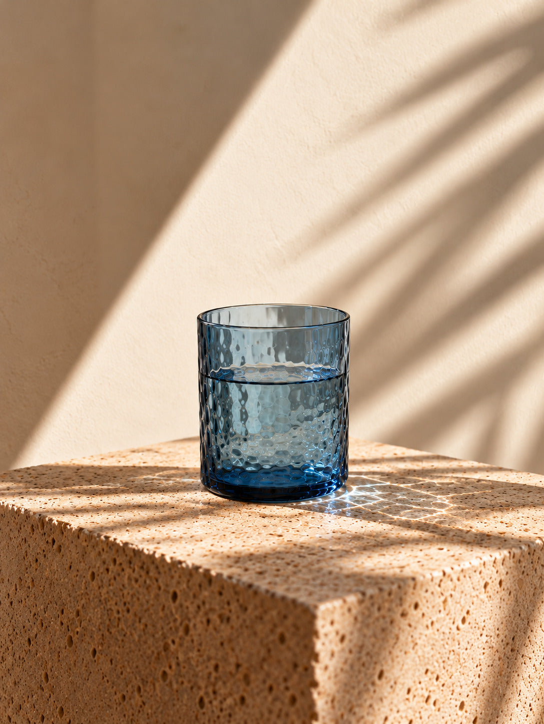 Azuur gehamerd hoog drinkglas - blauw