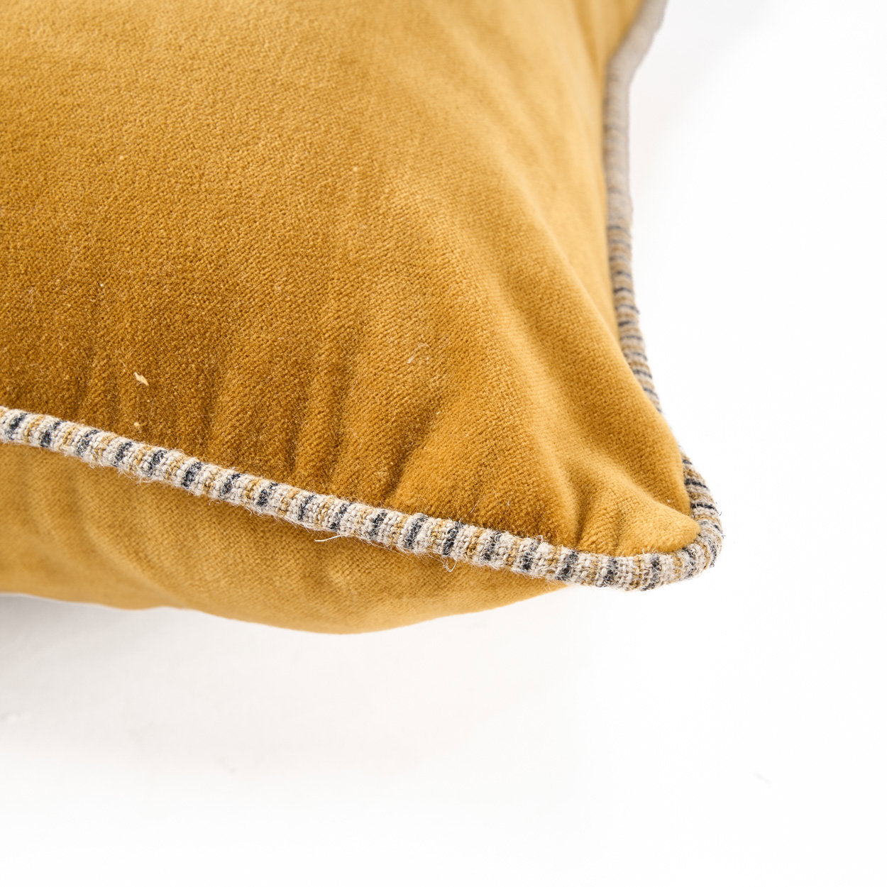 Crushed velvet kussenhoes - mosterd - 50x50 cm
