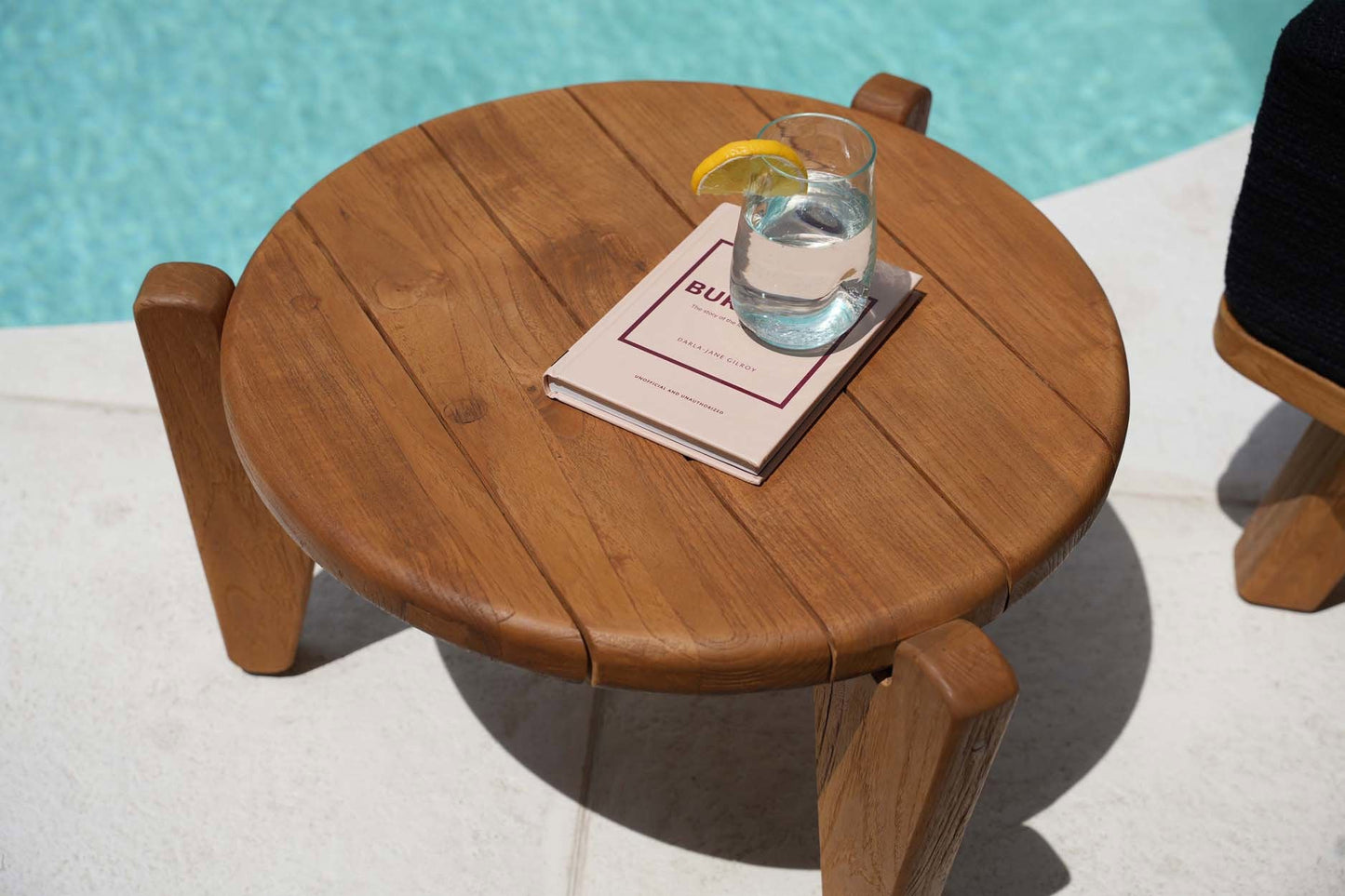 The Seseh coffee table - M - for outdoor use