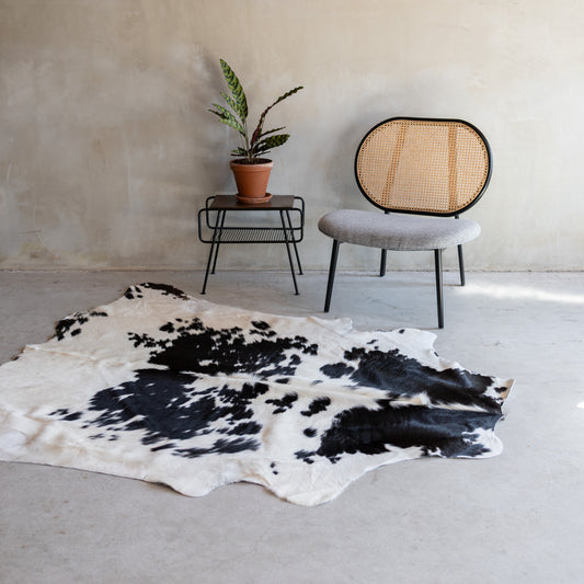 Koeienhuid zwartbont - 3-4m² - KH-035
