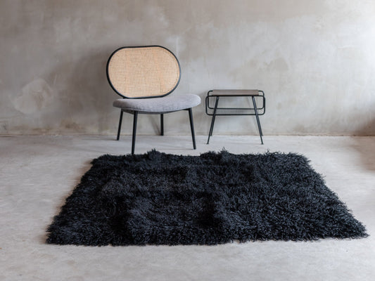 Uniek gefotografeerd schapenvacht Tapijt zwart gekruld - 160x160cm
